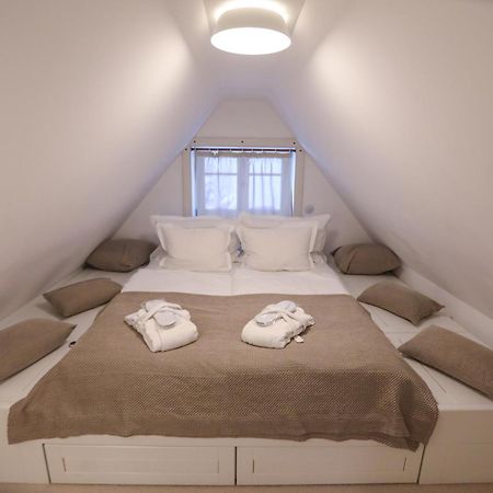 Hotel Bouda Helena Praiano Dış mekan fotoğraf
